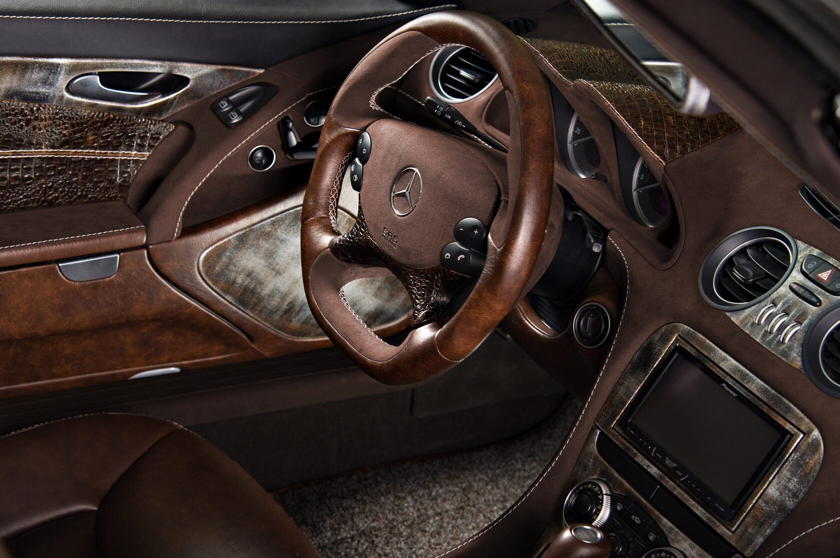 Кожа Nappa коричневая Mercedes