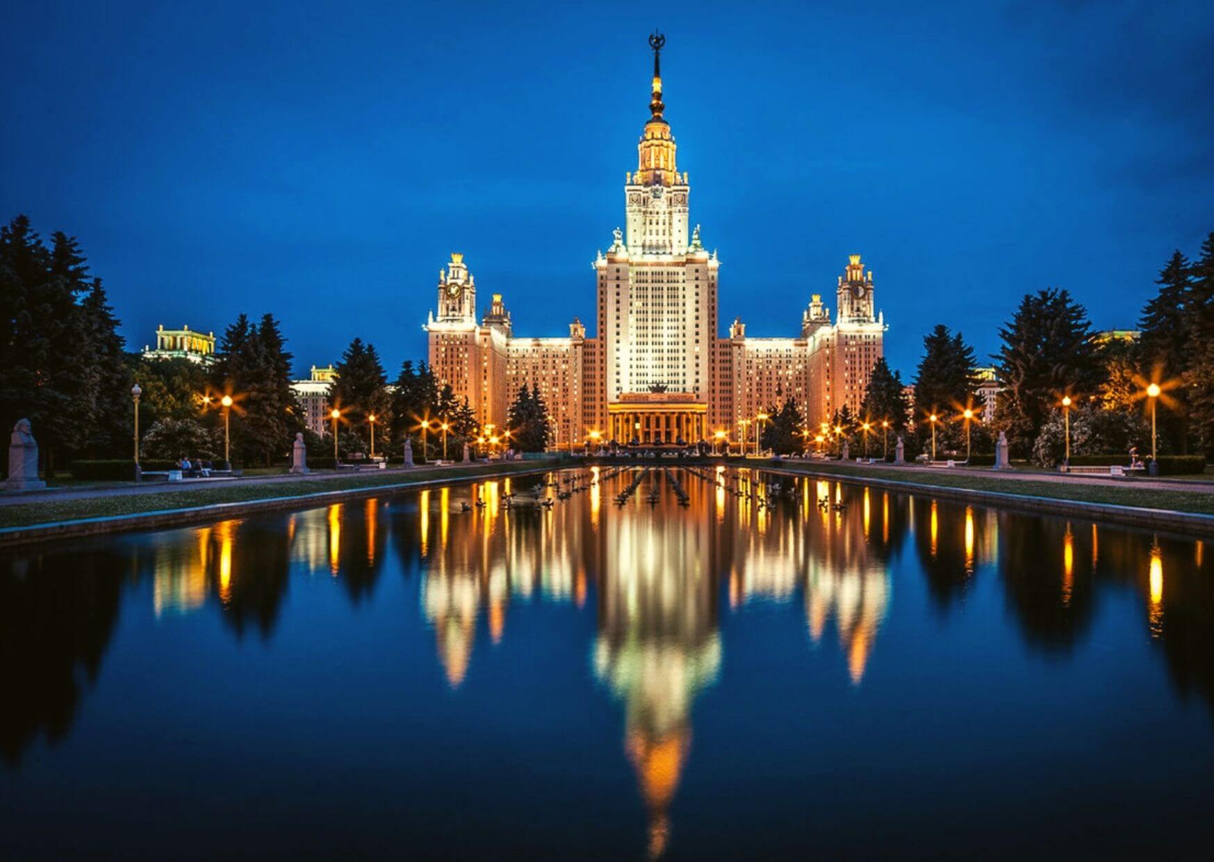 Московского формата. Московский институт МГУ. Главное здание МГУ имени м в Ломоносова. МГУ 16:9. Москва 4к МГУ.