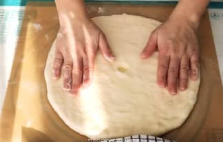 Приготовление осетинских пирогов с картошкой и сыром в духовке: шаг 19