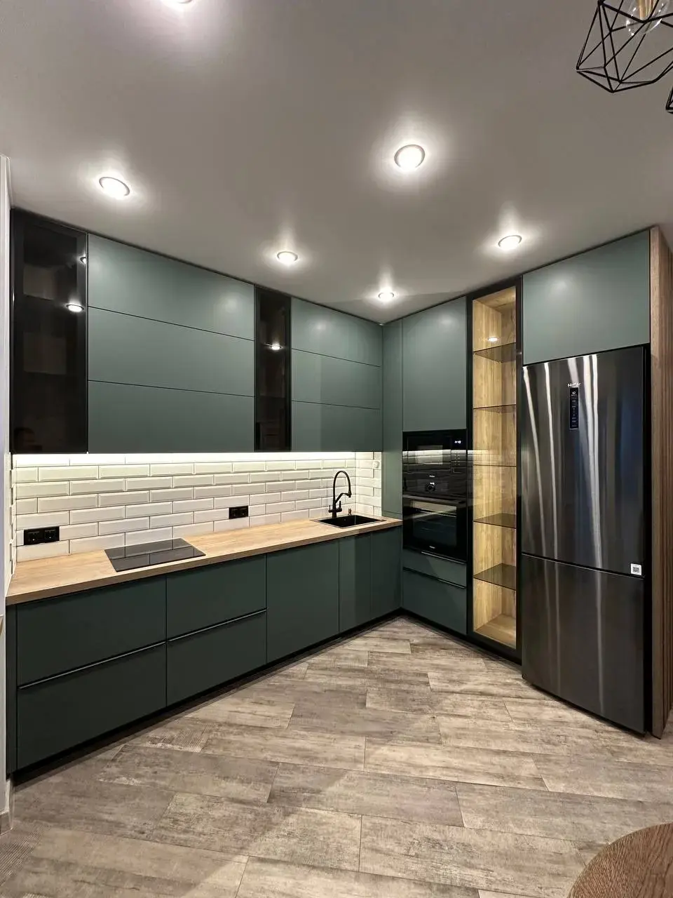 Кухни на заказ в Сургуте, пример проекта 3