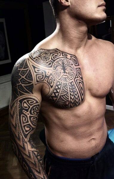 Мужские татуировки на плече
