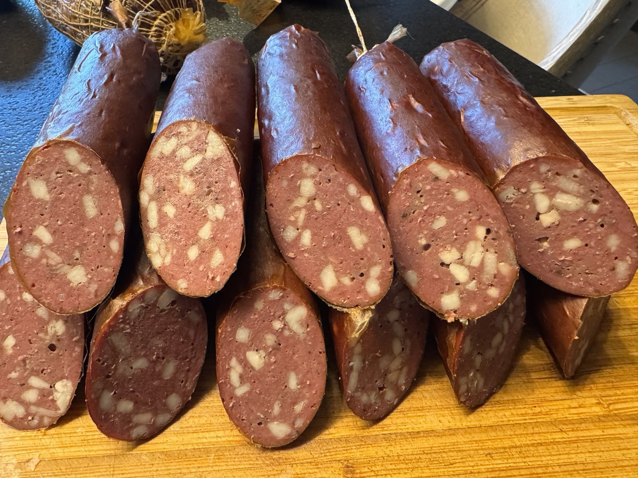 Домашняя копчёная колбаса