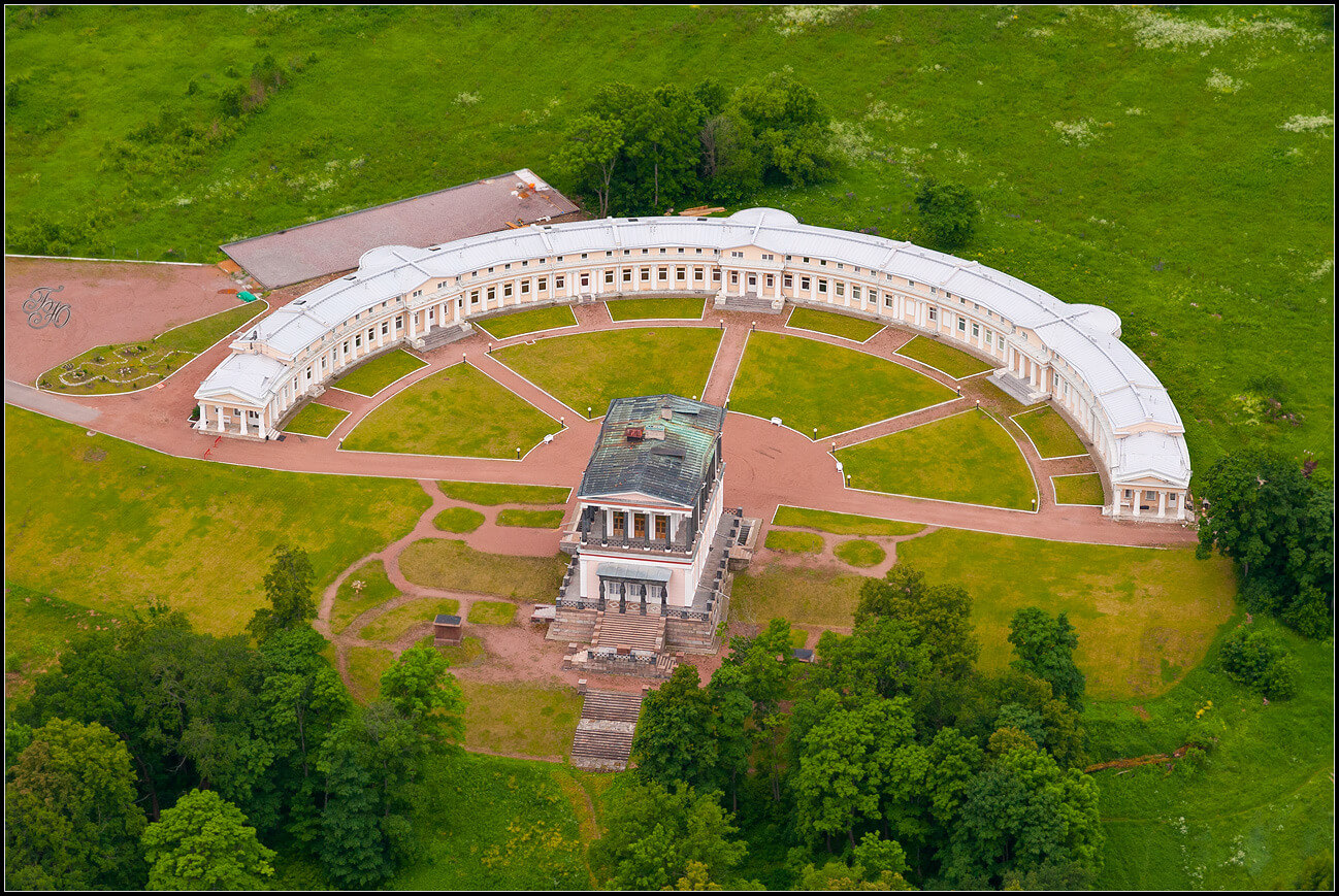 Дворец Бельведер в Петергофе