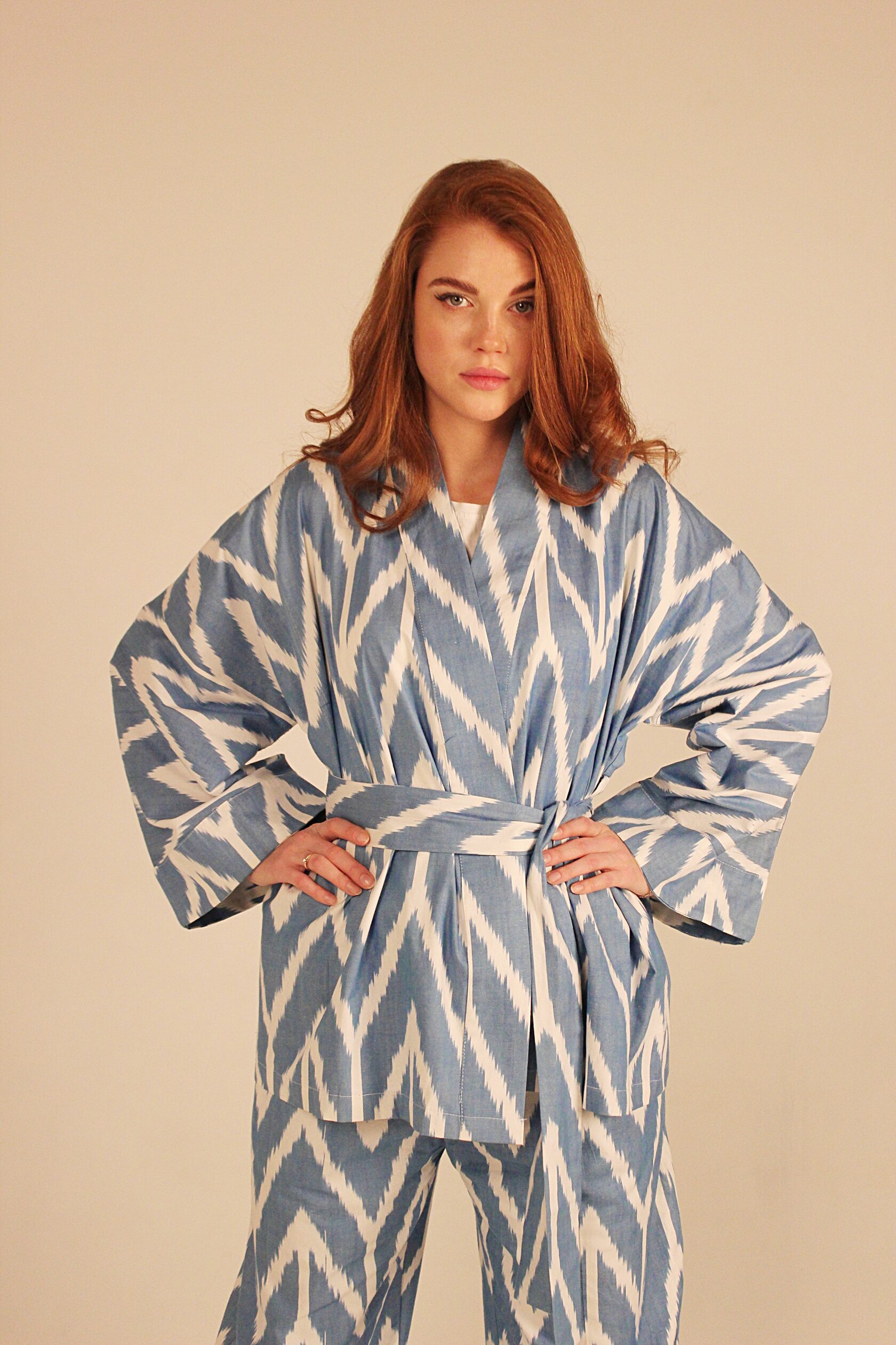 Халат, кимоно, костюм женский. Купить в магазине navigatore. На сайте, озон (ozon), маркете. В москве, спб, по всей россии. Красивый, модный, пляжный, удобный, домашний (home), турецкий, узбесккий, премиум, натуральный, восточный, синий.