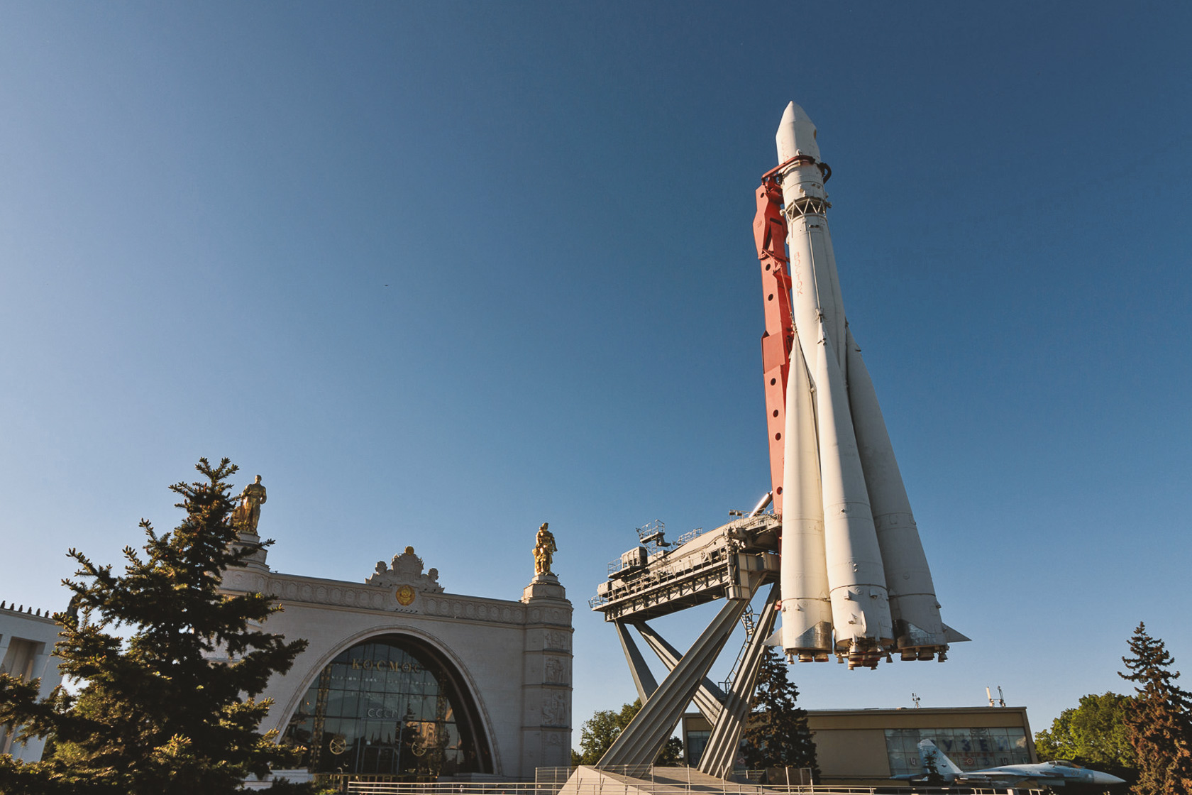 ракета восток на вднх. вднх павильон космос ракета восток. ракета москва. ракета москва. ракета москва.
