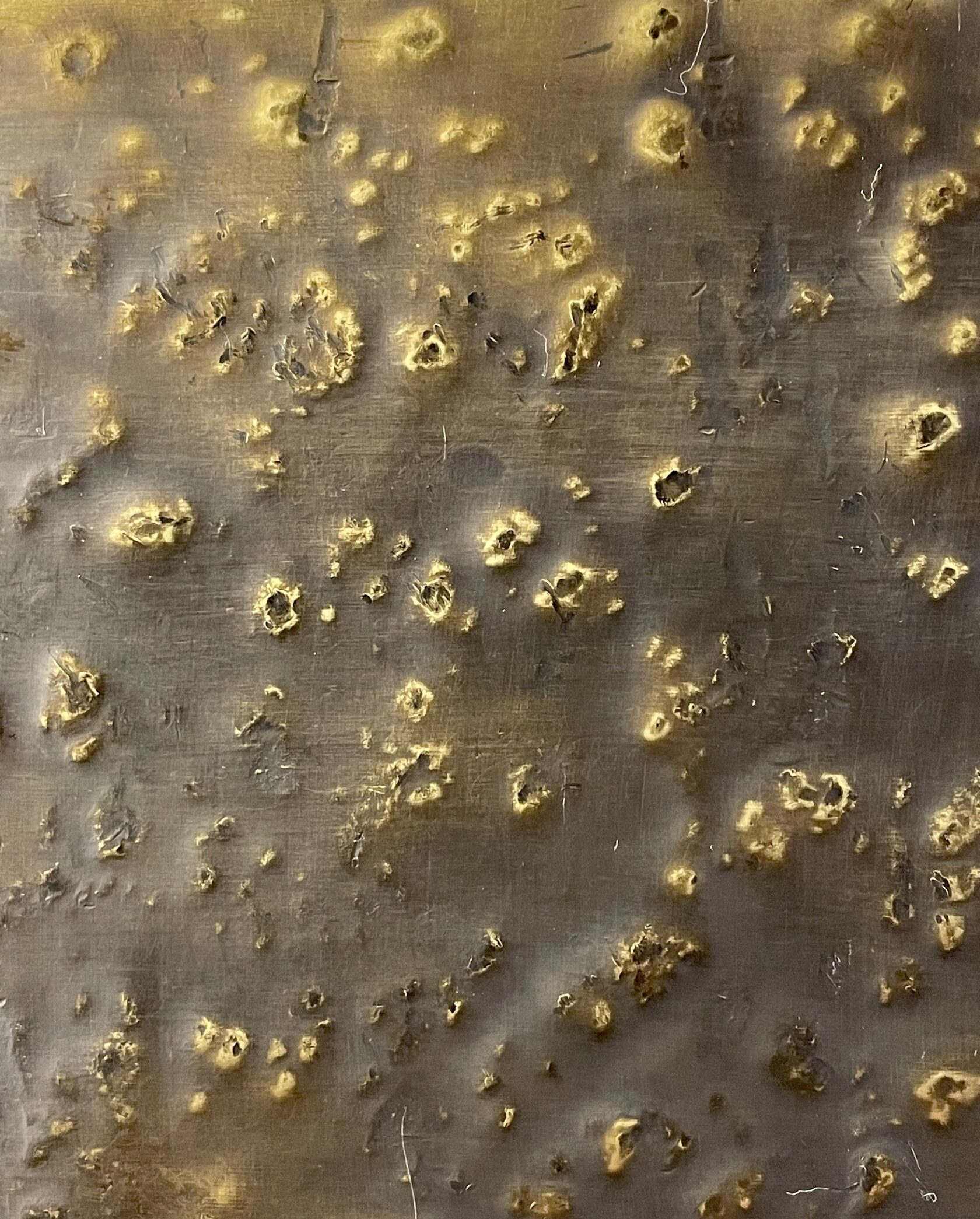 Латунь с патиной и мелкой чеканкой