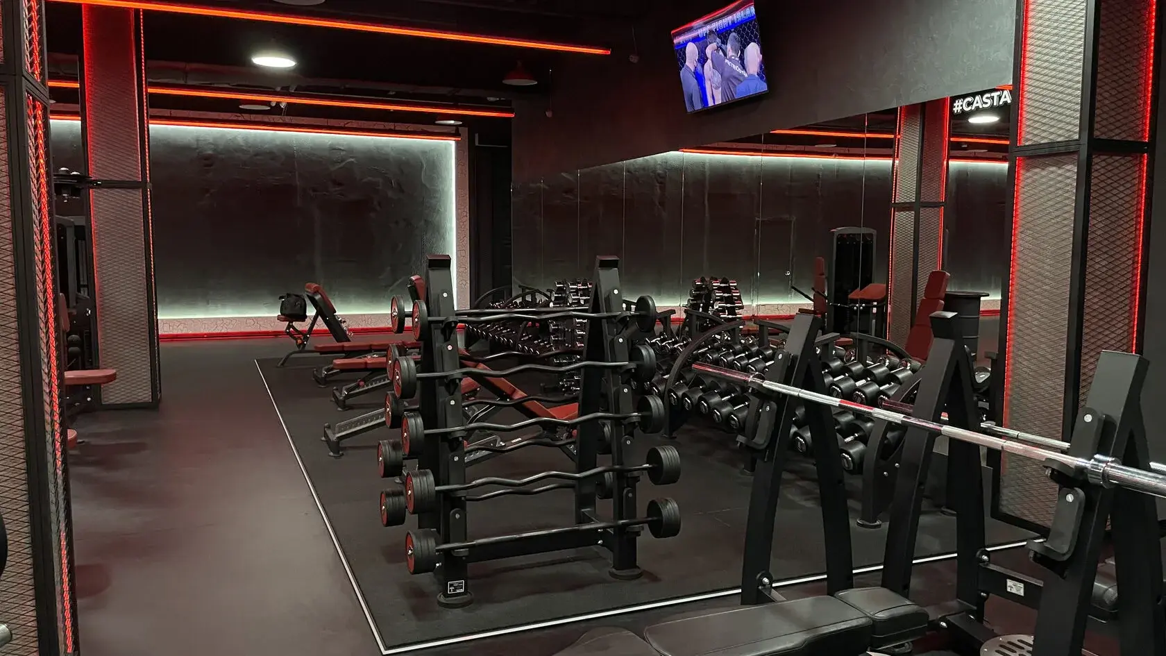 Кардиозона с беговыми дорожками CASTA