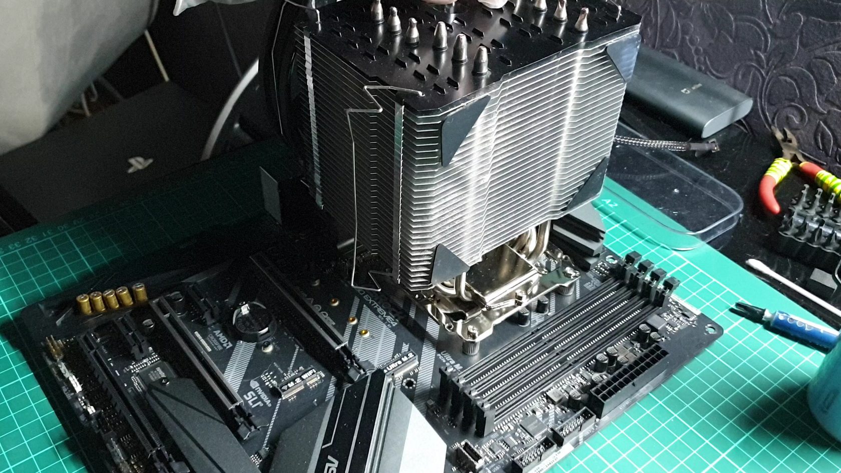 Установка радиатора на материнскую плату