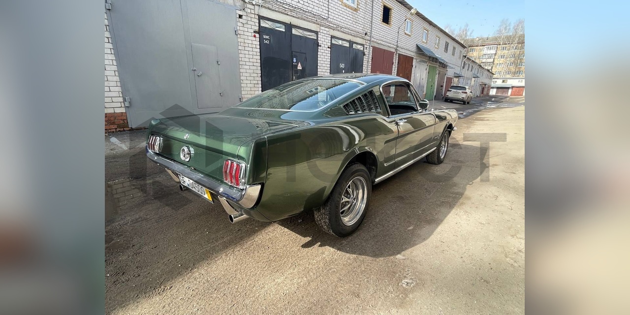 Фото Ford Mustang Fastback № 3