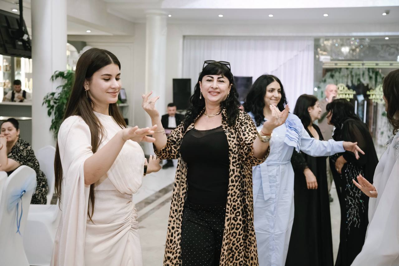 Праздник в Мархал 4