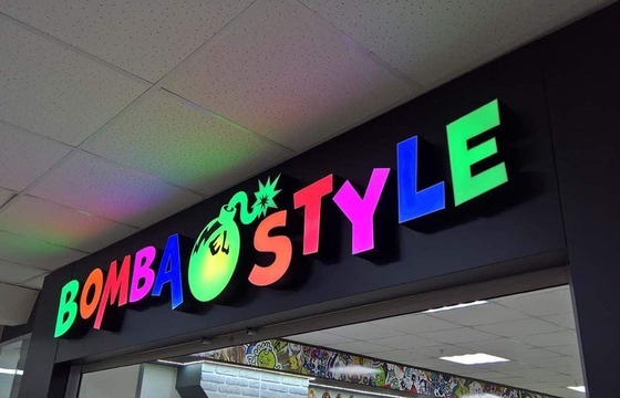 Объемные буквы для детского магазина