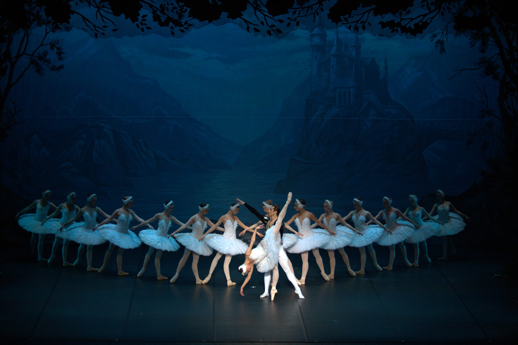 балет лебединое озеро чайковский