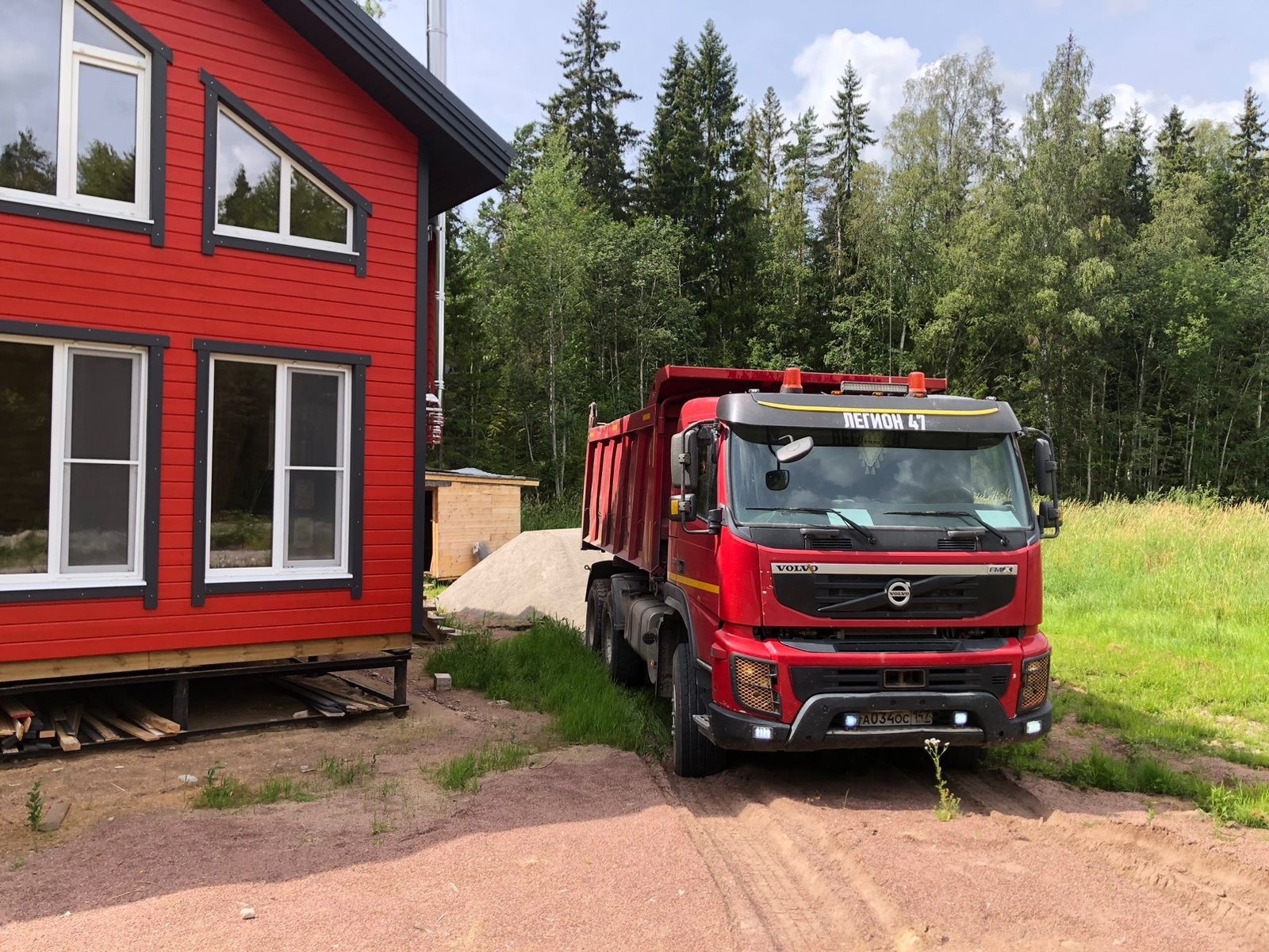 Вывоз и уборка мусора, демонтаж построек в Выборге | Компания Легион 47