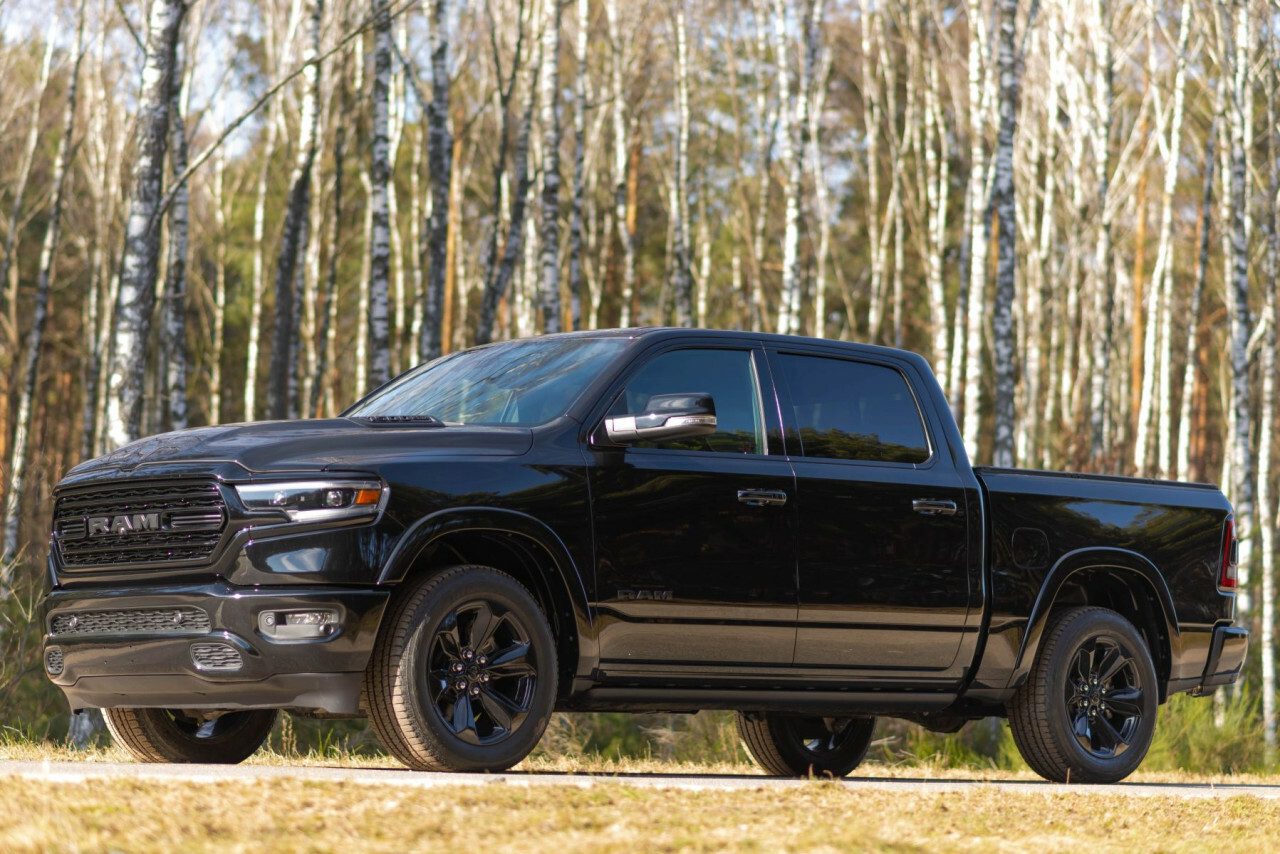 Dodge Ram 2021 Black Edition