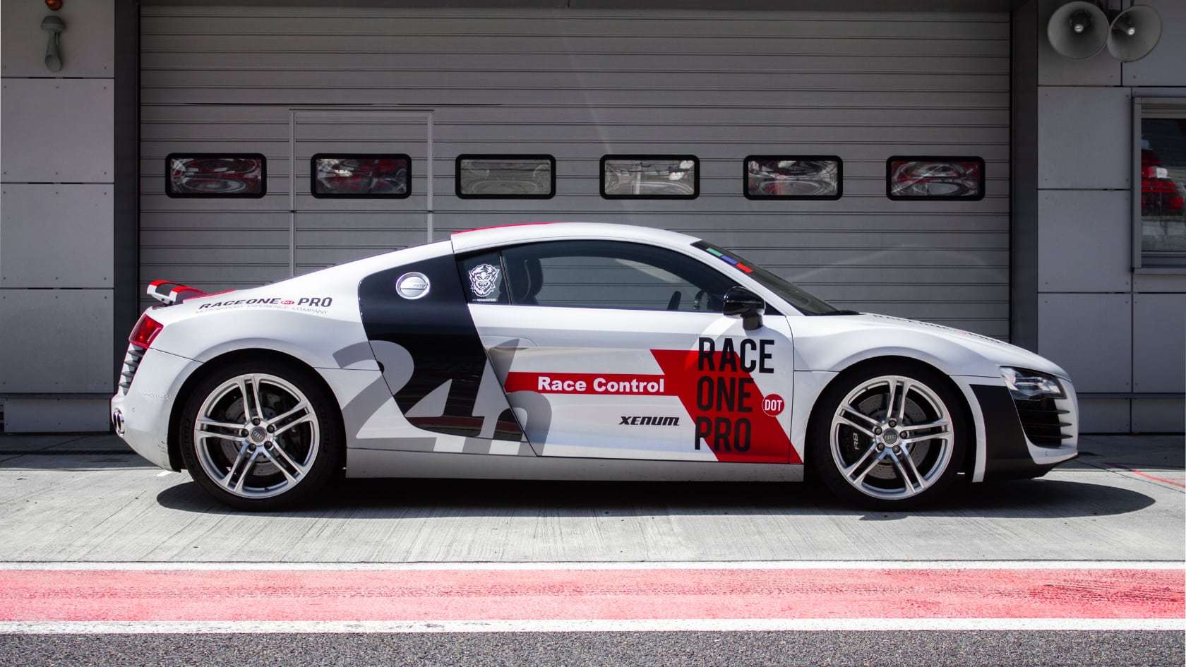 Audi r8 Castrol