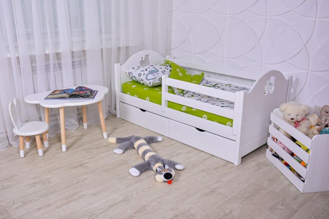 Кровать детская со спальным местом 160 80