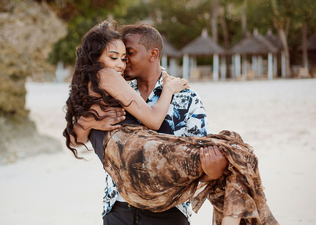 Romantic Kenya Beach Honeymoon Photography — Jafassam Studio - Diani beach Mombasa Malindi Watamu Lamu photo session best photographer