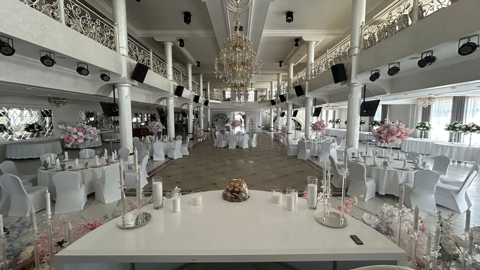 Главный зал 4