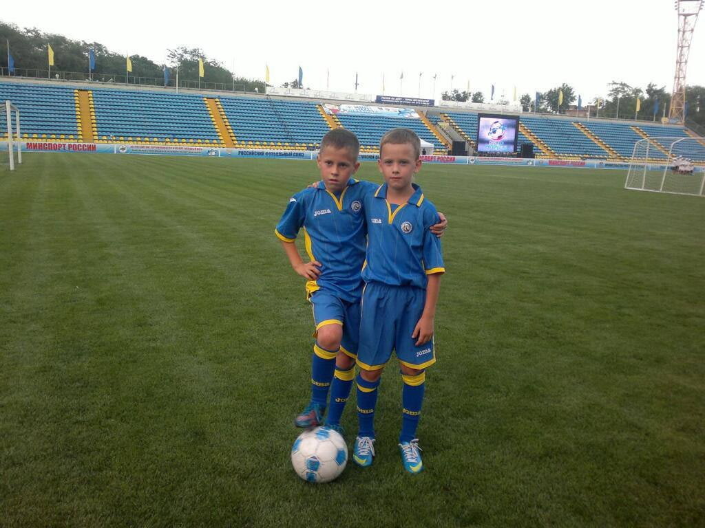 Стал senior-дизайнером в 19 лет, работал в СБЕРе и открыл своё агентство — Пути в IT, Захар Константинов, Utop!a