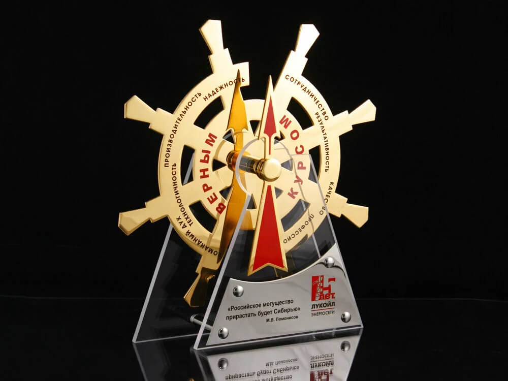 Что подарить человеку, у которого все есть? | Блог | Арт-Грани