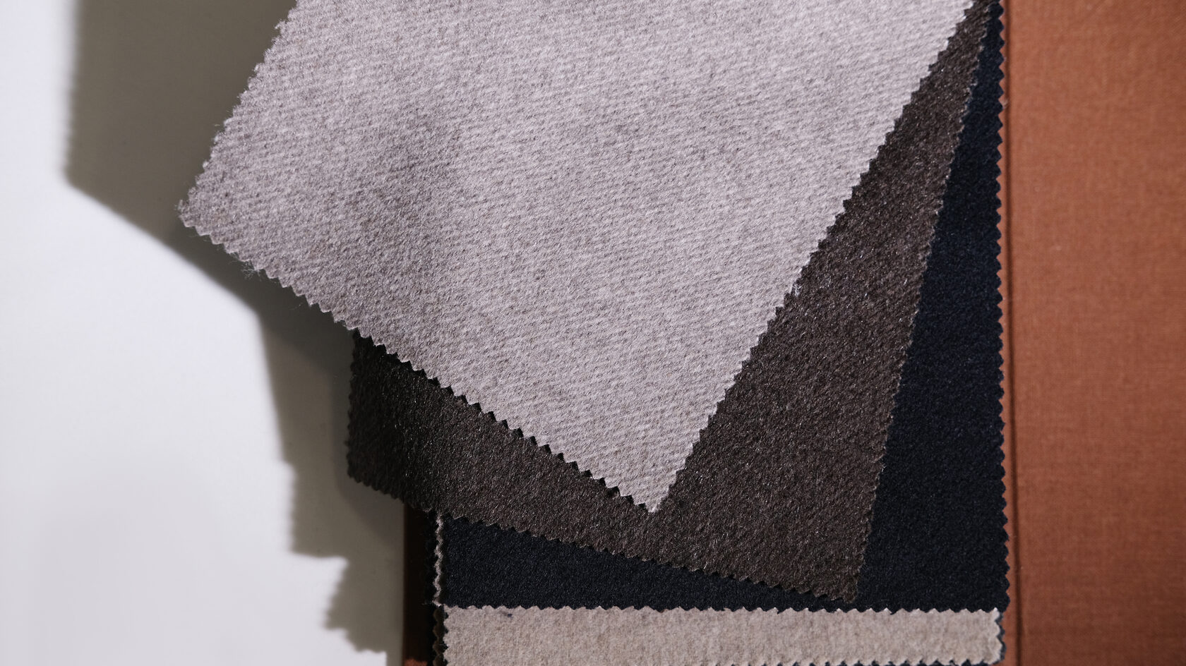 Материалы для пошива пальто