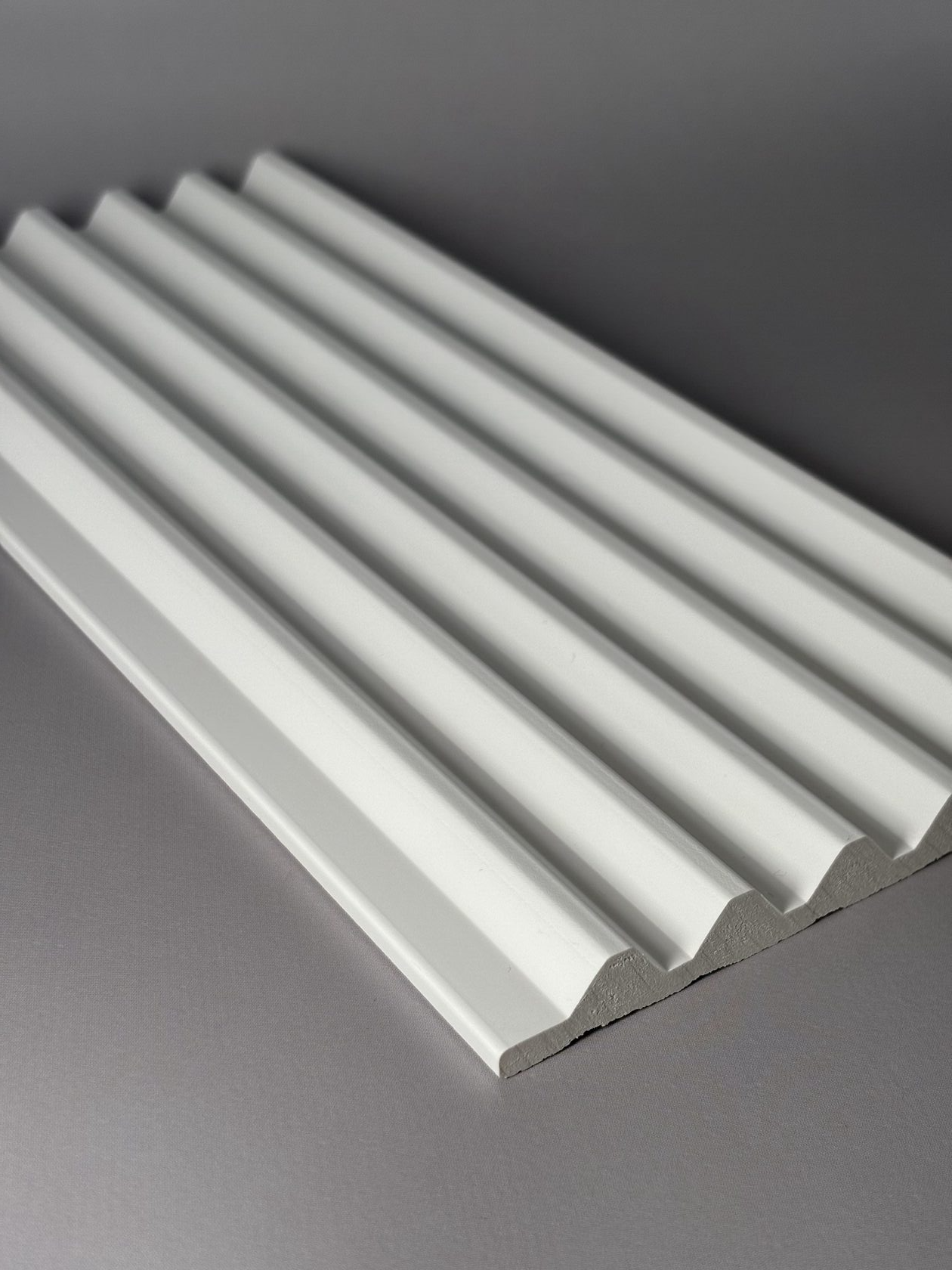 Белая панель под покраску для стен в Санкт-Петербурге для загородных домов, офисов, жилых помещений.