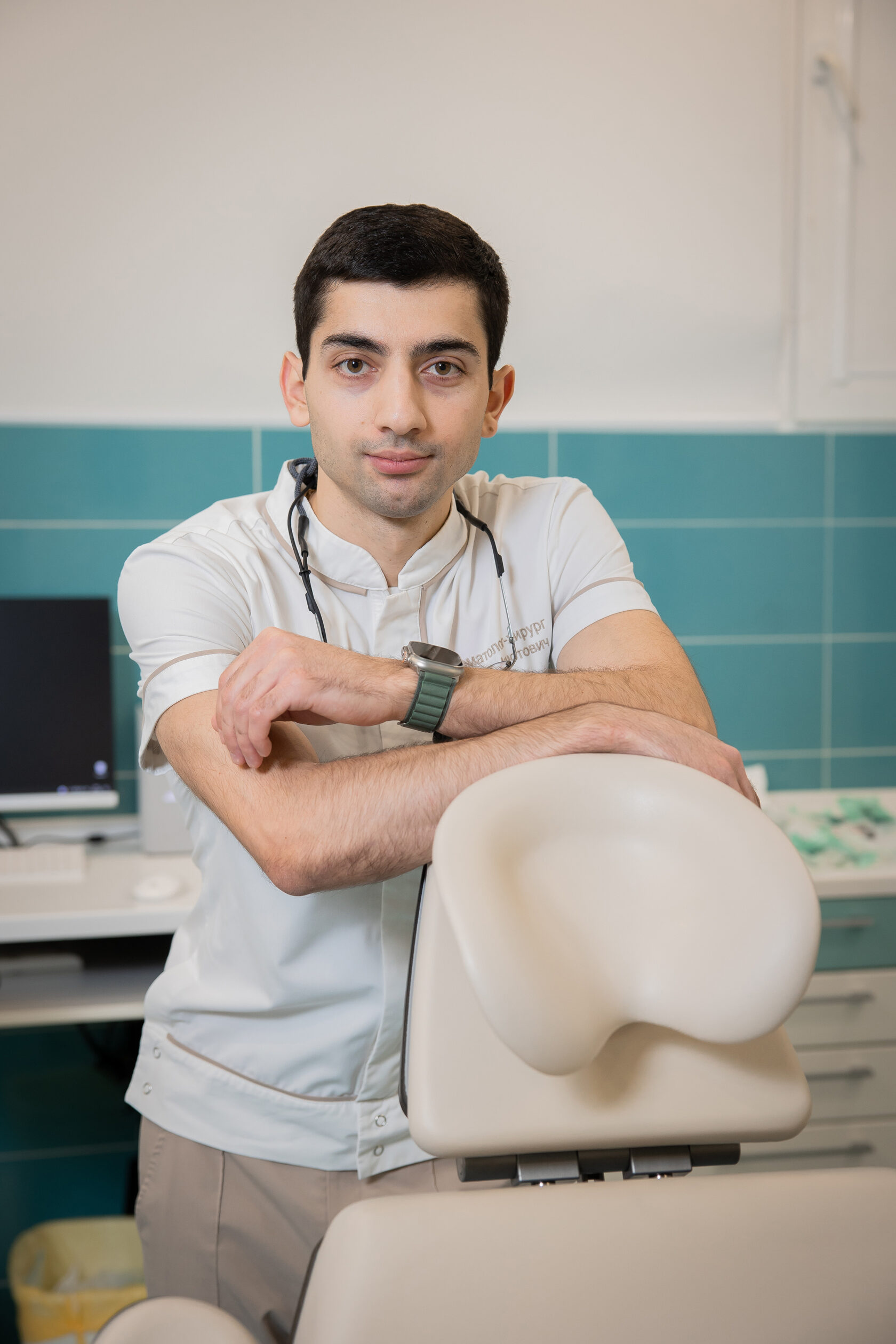 Багдасарян Сергей Ашотович — хирург-имплантолог MEDICUS
