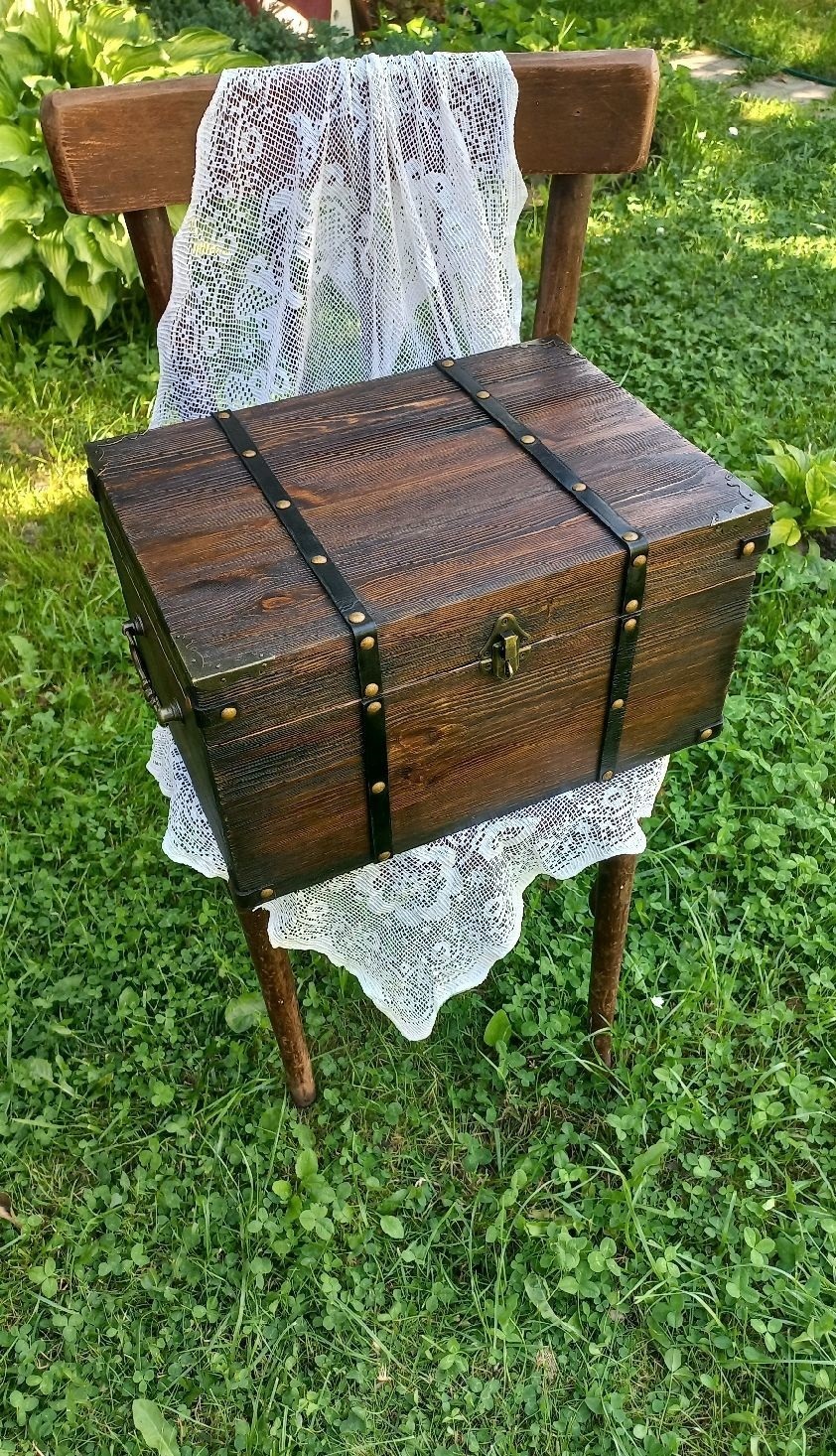 Сундук деревянный 