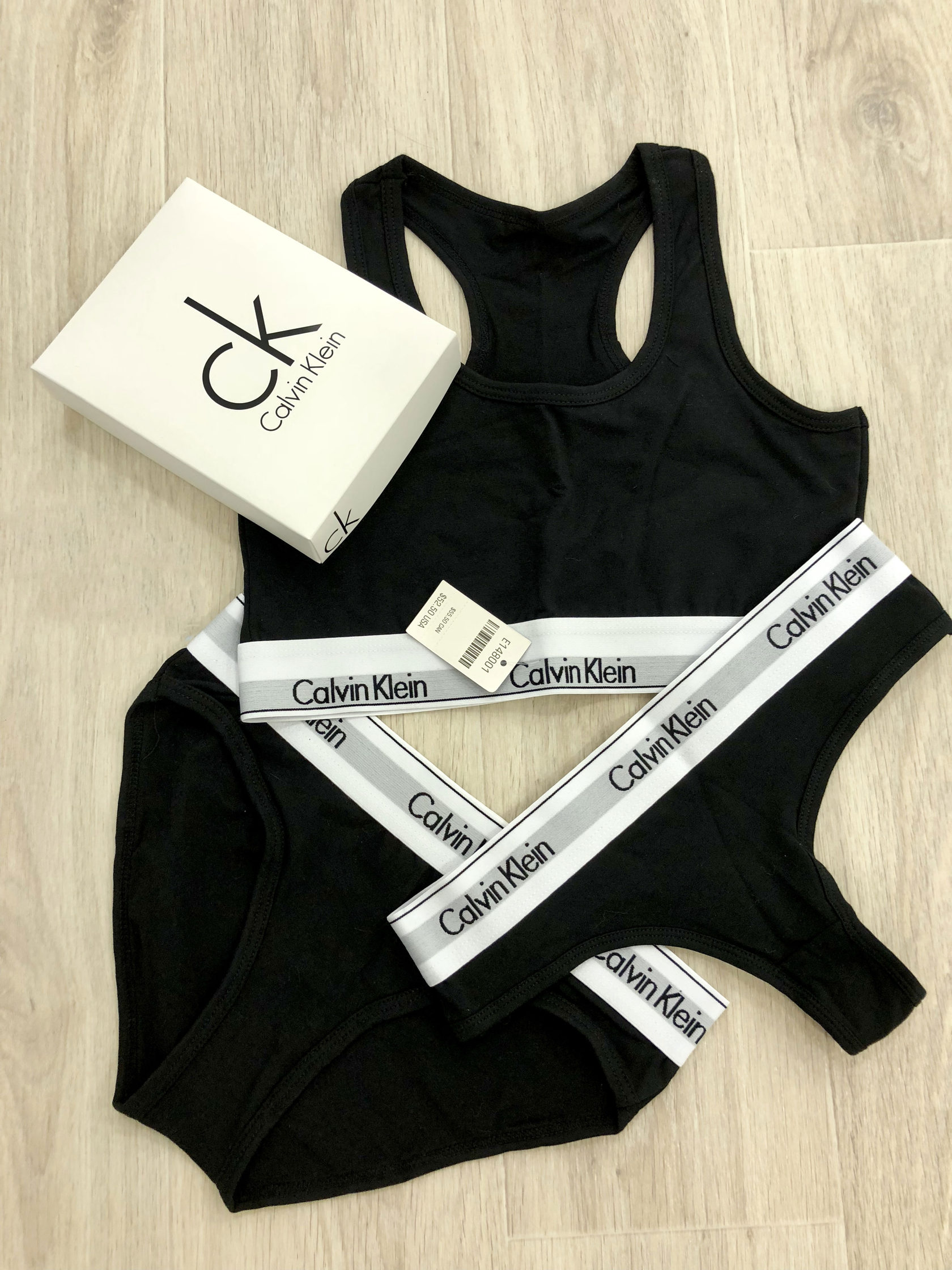 Комплект кельвин кляйн женские. Комплект нижнего белья кельвин кляйн. Комплекты calvin klein. Комплекты calvin klein. Комплект нижнего белья кельвин кляйн.