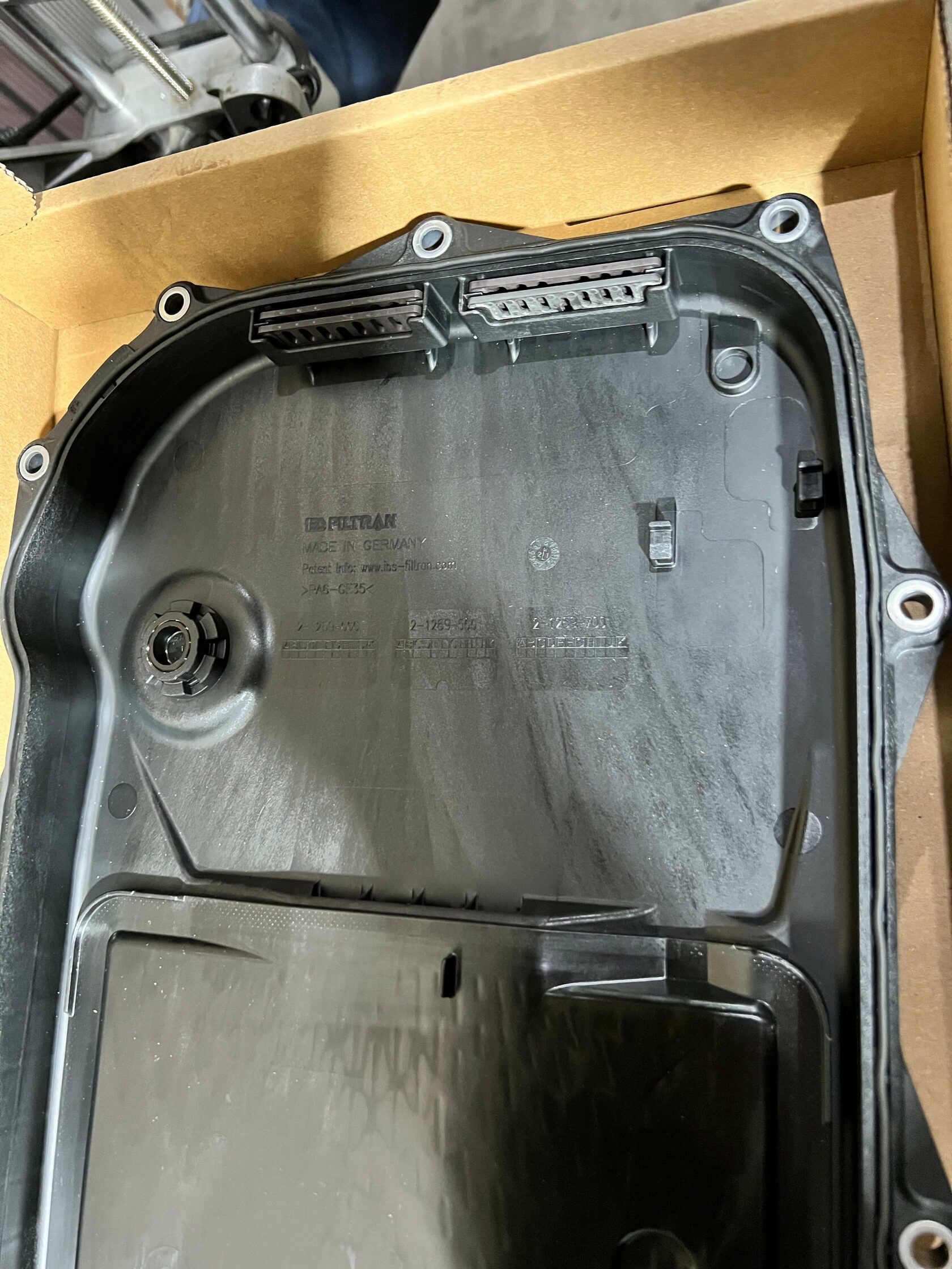 Оригинальный поддон ZF для АКПП Range Rover