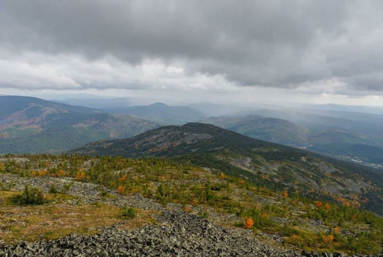 На вершине горы