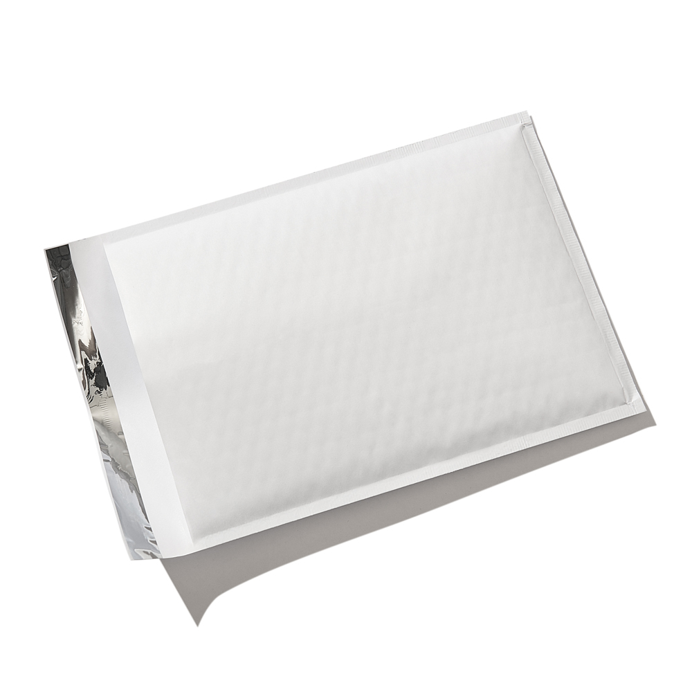 белый бумажный пакет на белом фоне фотосъемка