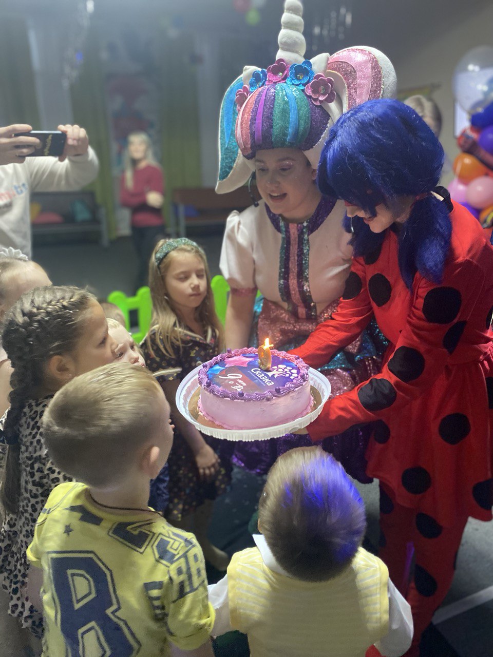 Игра расскажи сказку. Игра. Серия поиграем в сказку. Машины сказки вершки и корешки. Поиграем в игру сделай сказку.