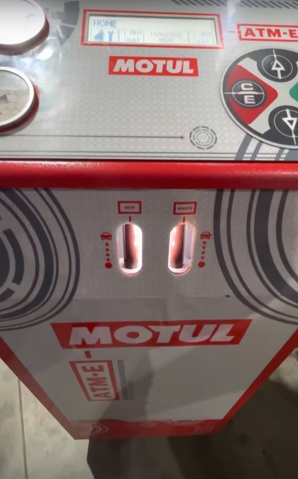 Состояние старого масла Состояние масла в АКПП Land Rover