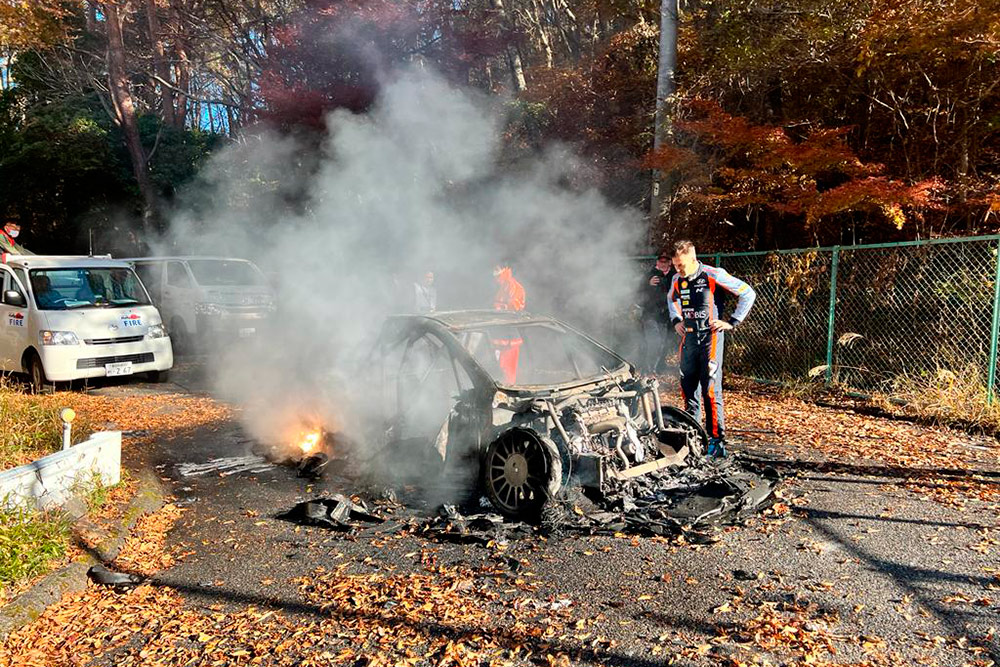Дани Сордо и сгоревший Hyundai i20 N Rally1, ралли Япония 2022