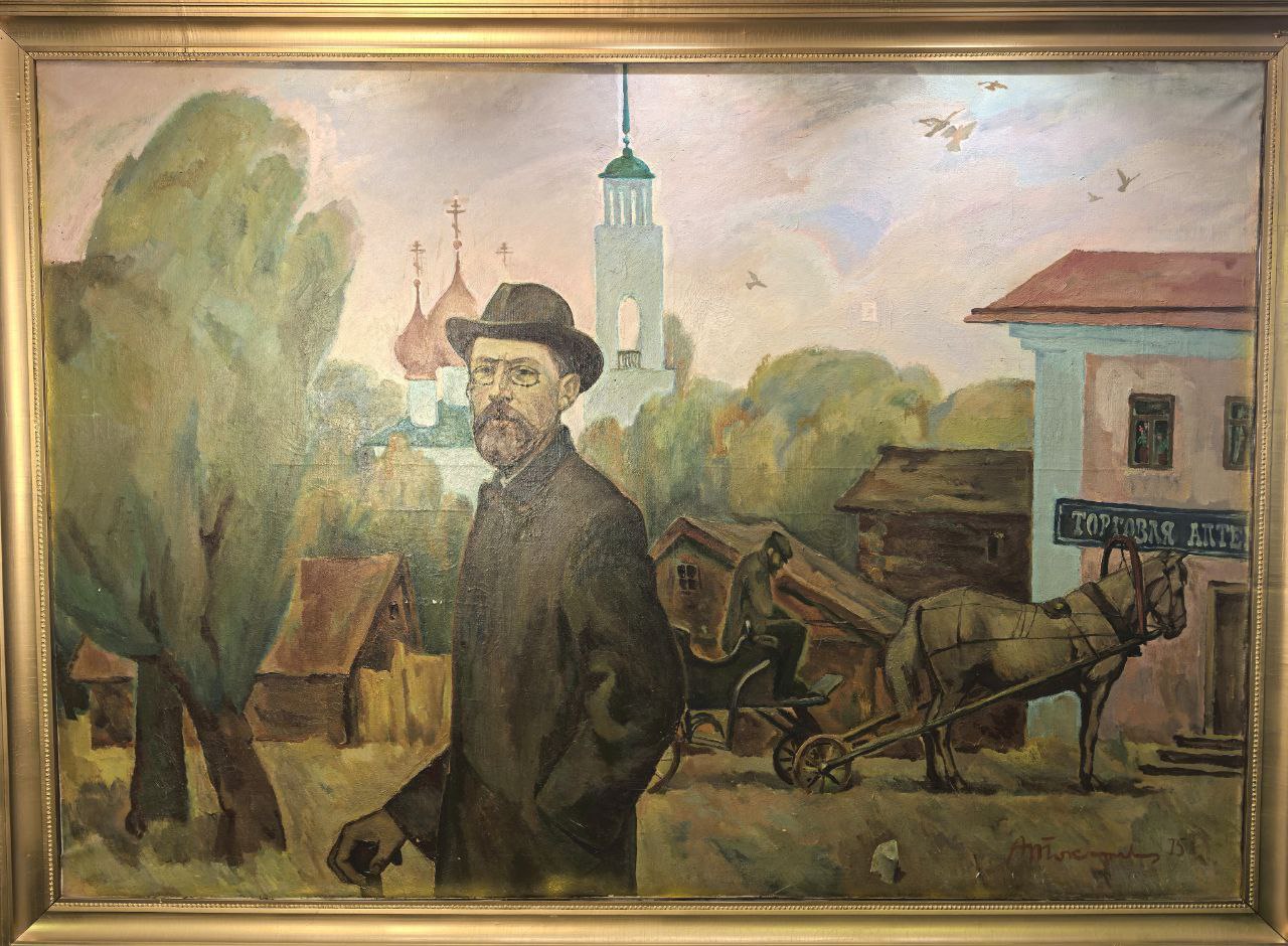 Картина 1976 года из холла отеля «Антонпалыч»: Антон Чехов на фоне старого Лопасненского пейзажа
