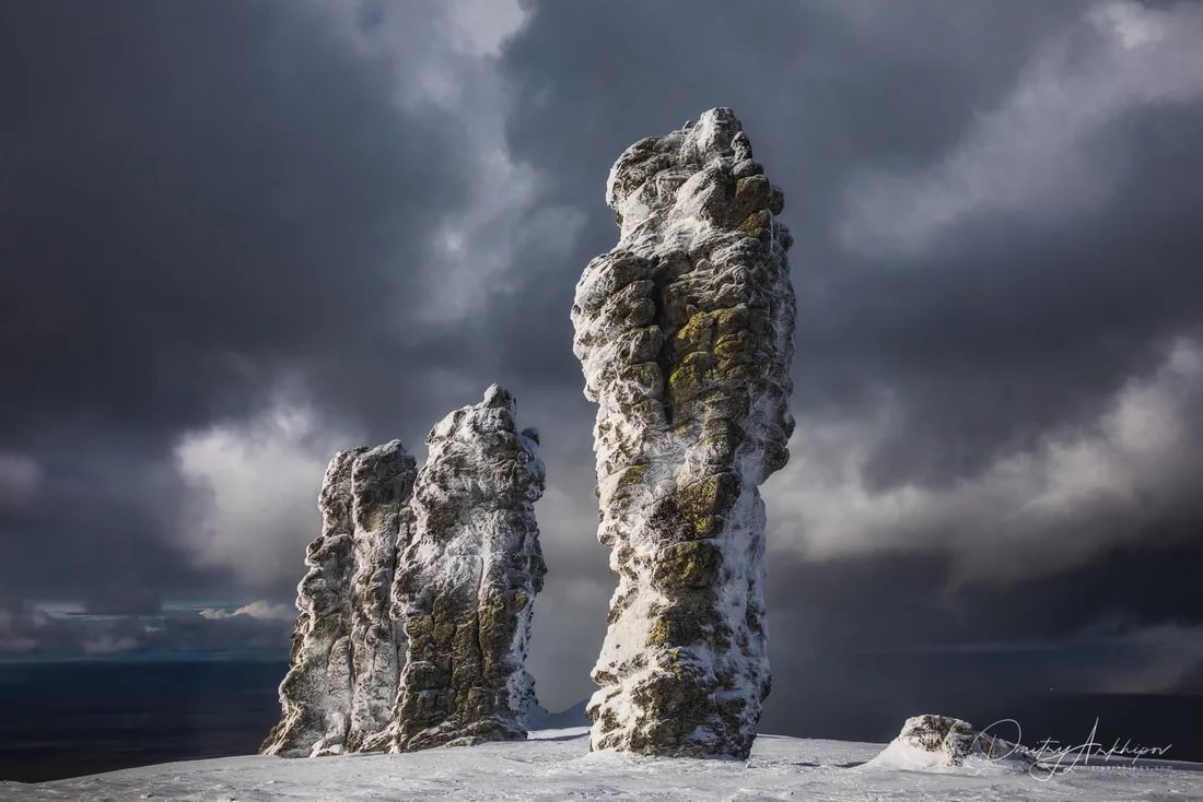 Каменные столбы плато Маньпупунер