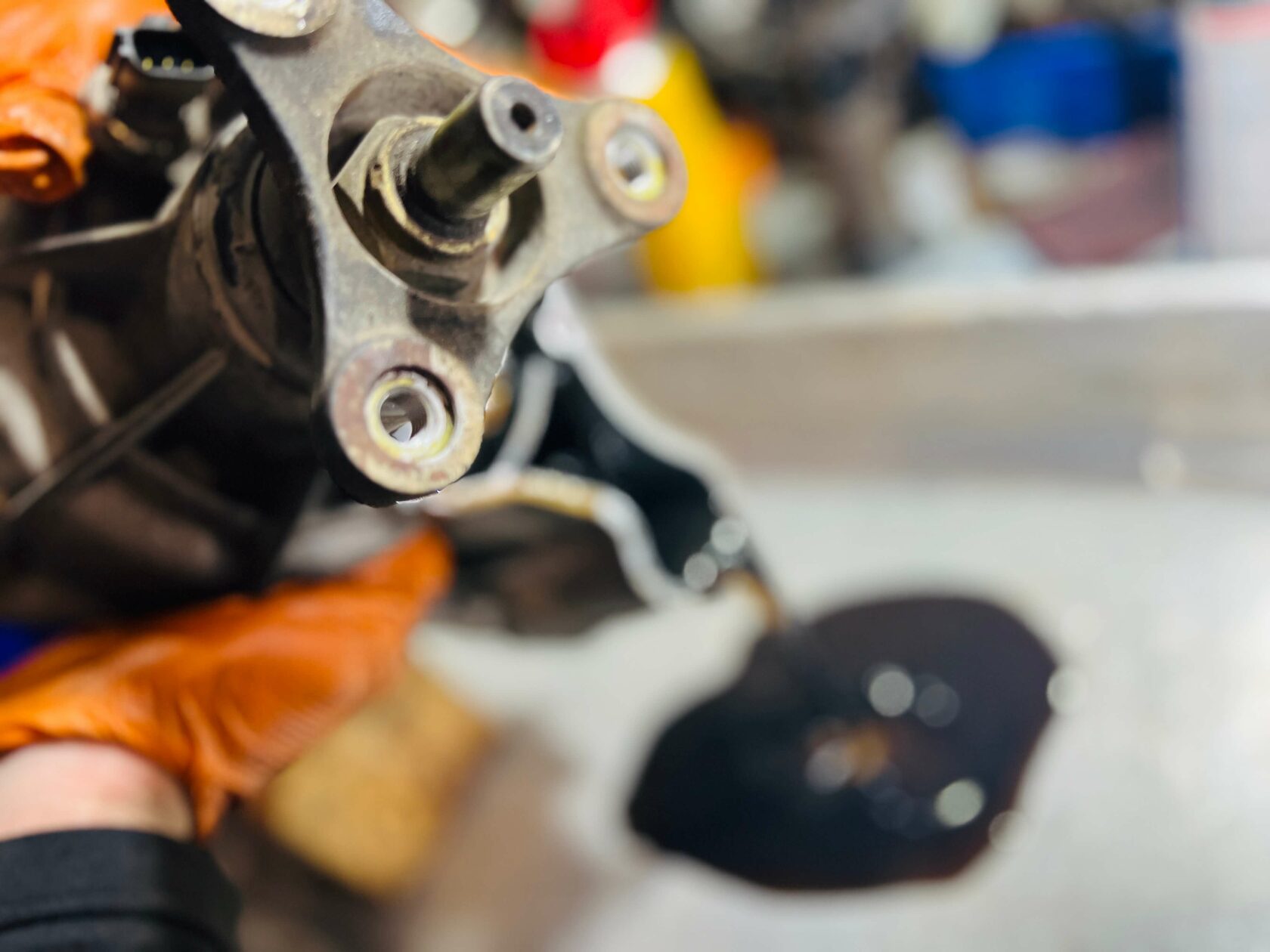 Слив масла из муфты Kia