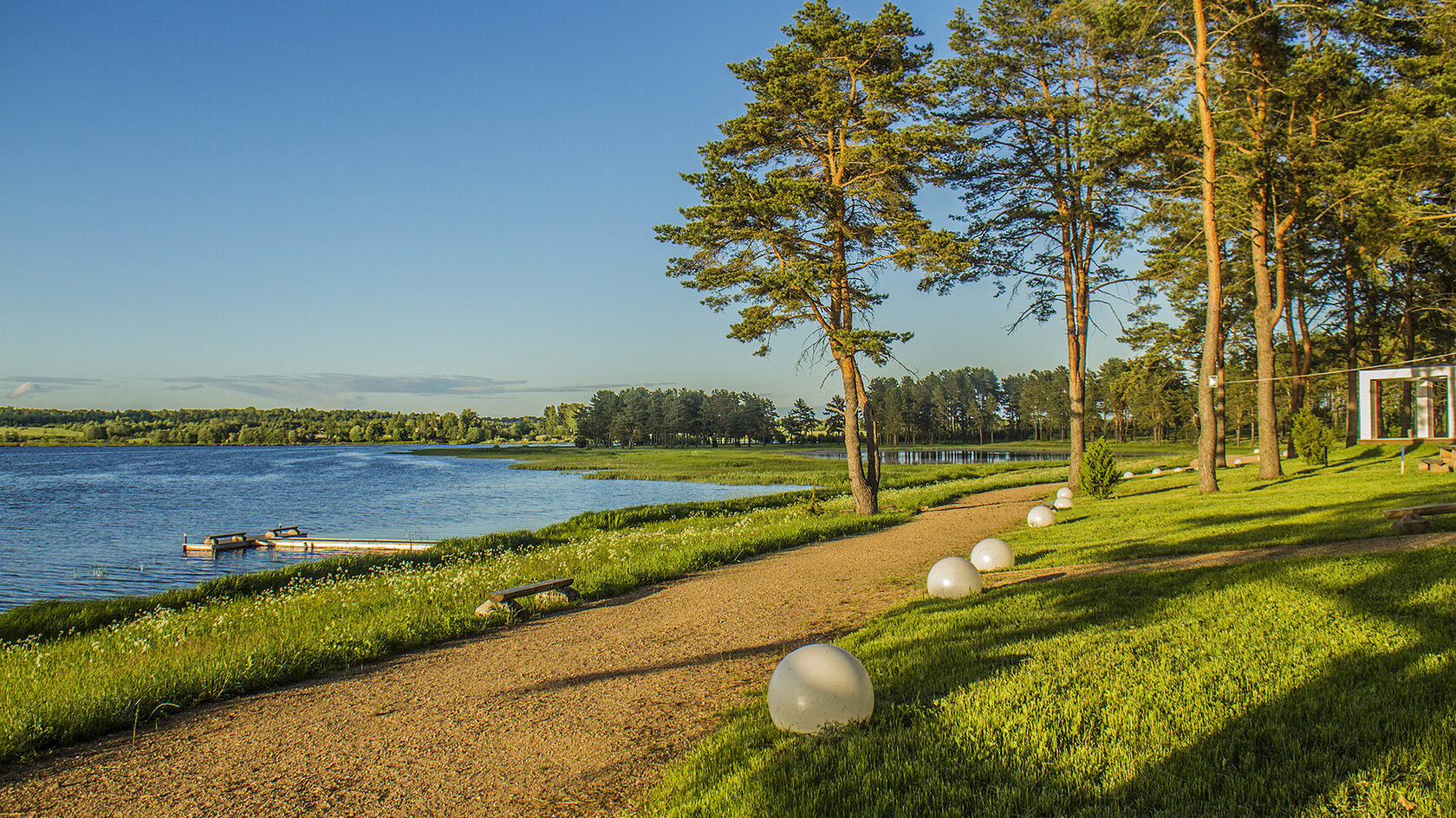 Green Gold Park - загородный комплекс на озере Селигер