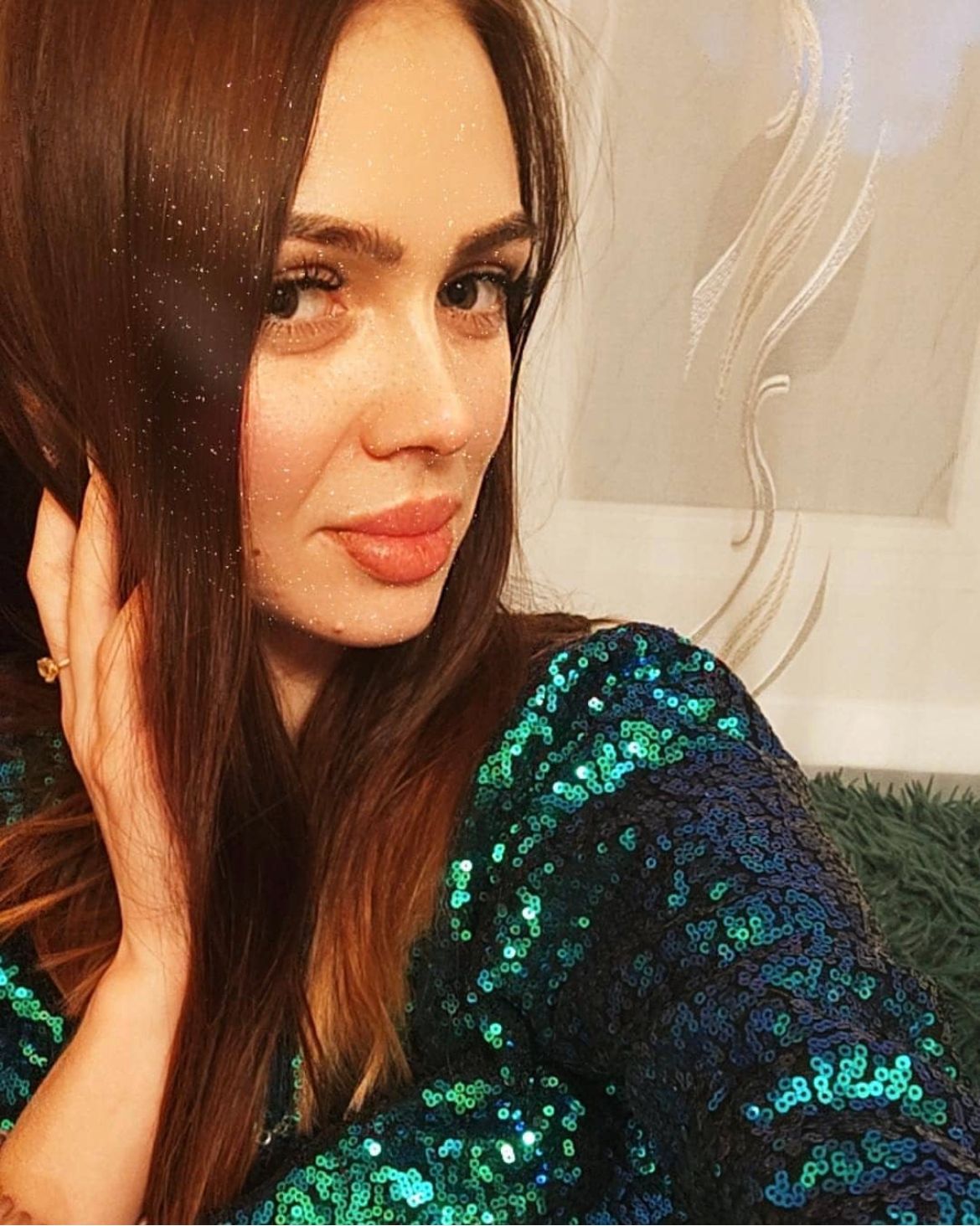 Маникюр + гель лак в сети салонов красоты "Saxap" Санкт Петербург