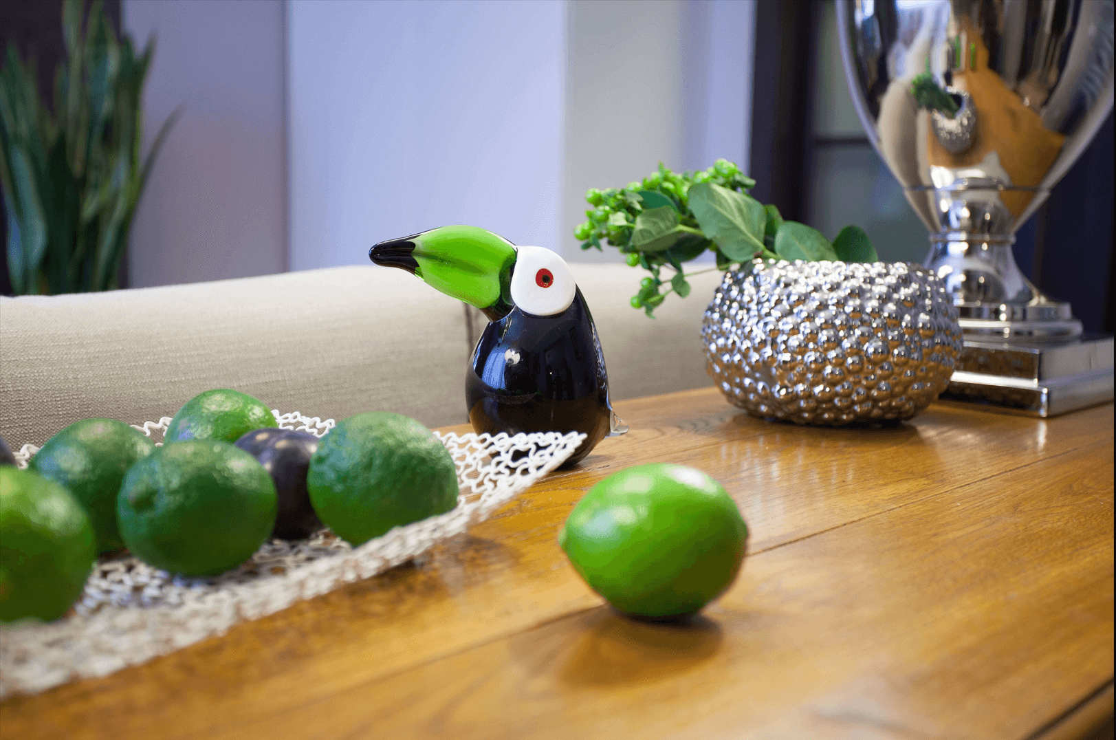 Бутово - Дизайн интерьера гостиной, светильники, комод