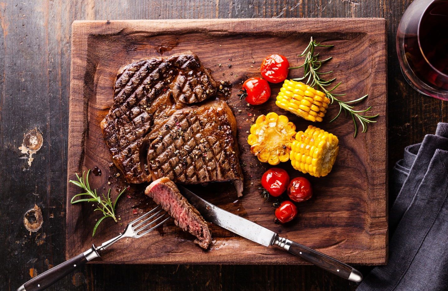 Стейк Рибай с овощами гриль