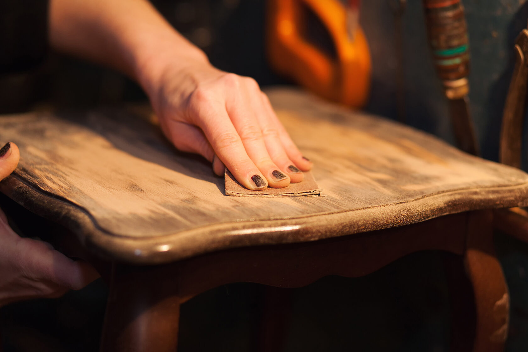 реставрировать деревянную мебель своими руками