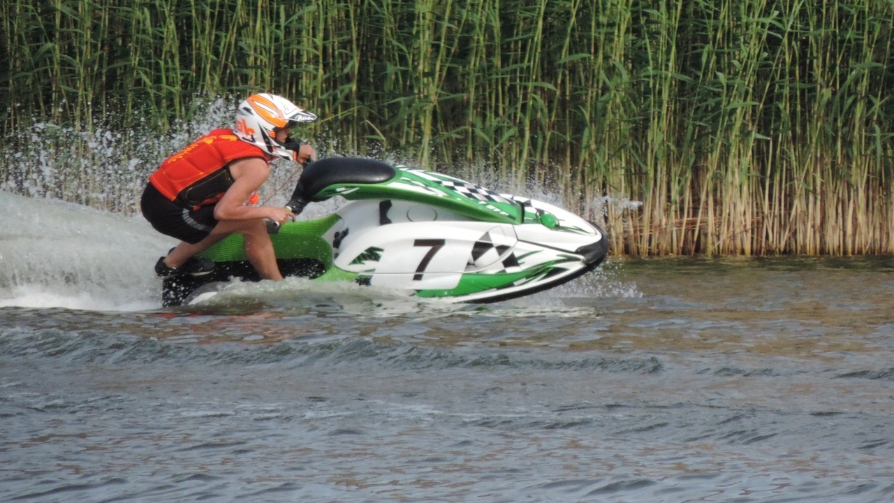 Технические виды спорта. Водно моторная секция. Виды водного транспорта спорта. Спортивная Федерация водно-моторного спорта СПБ.