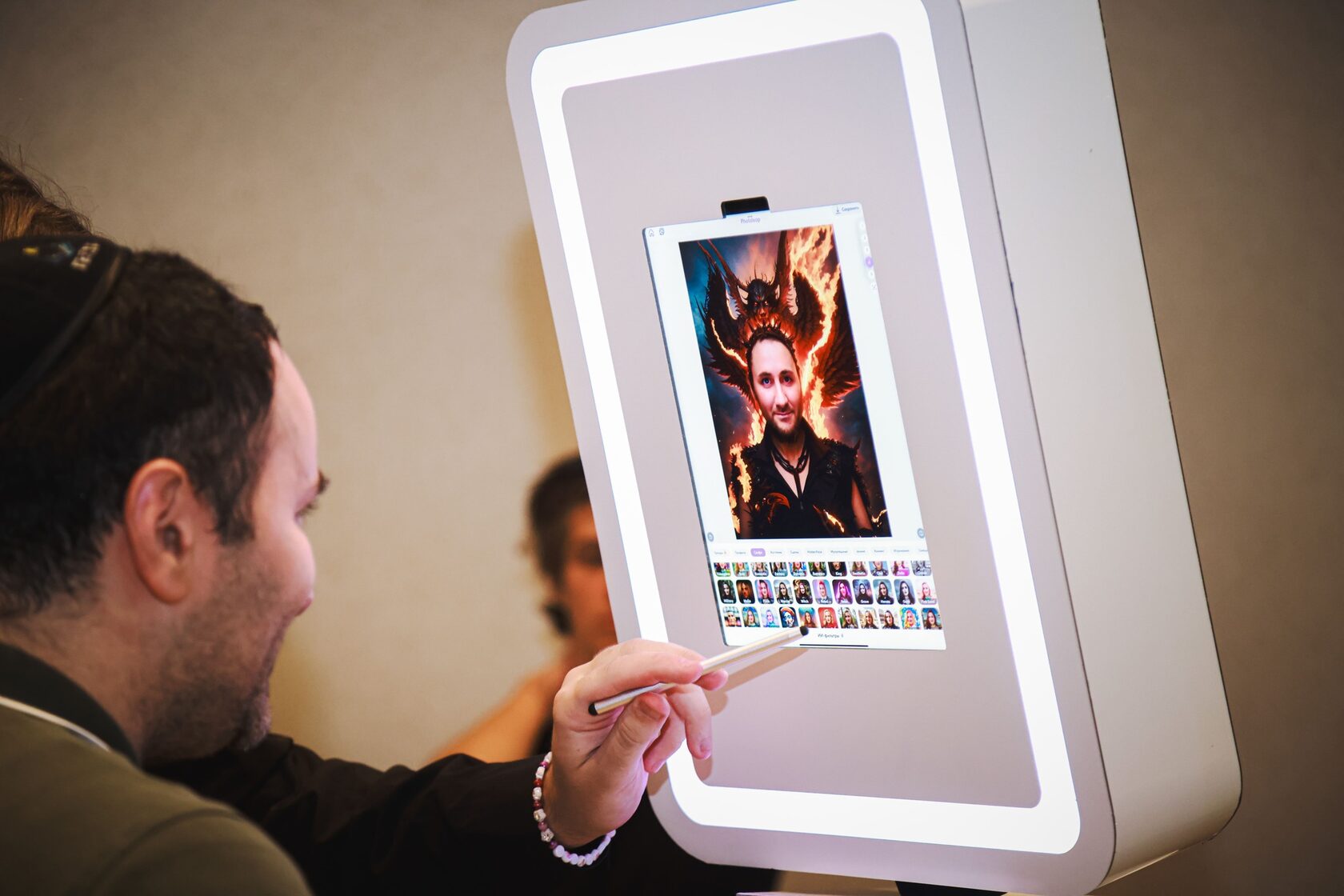 Интерактивный киоск Предсказатель