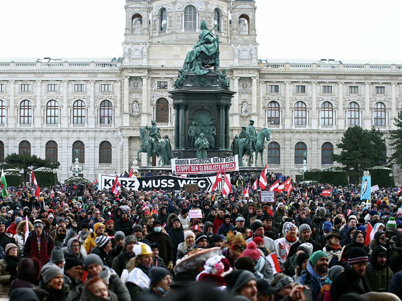 Митинги в Австрии