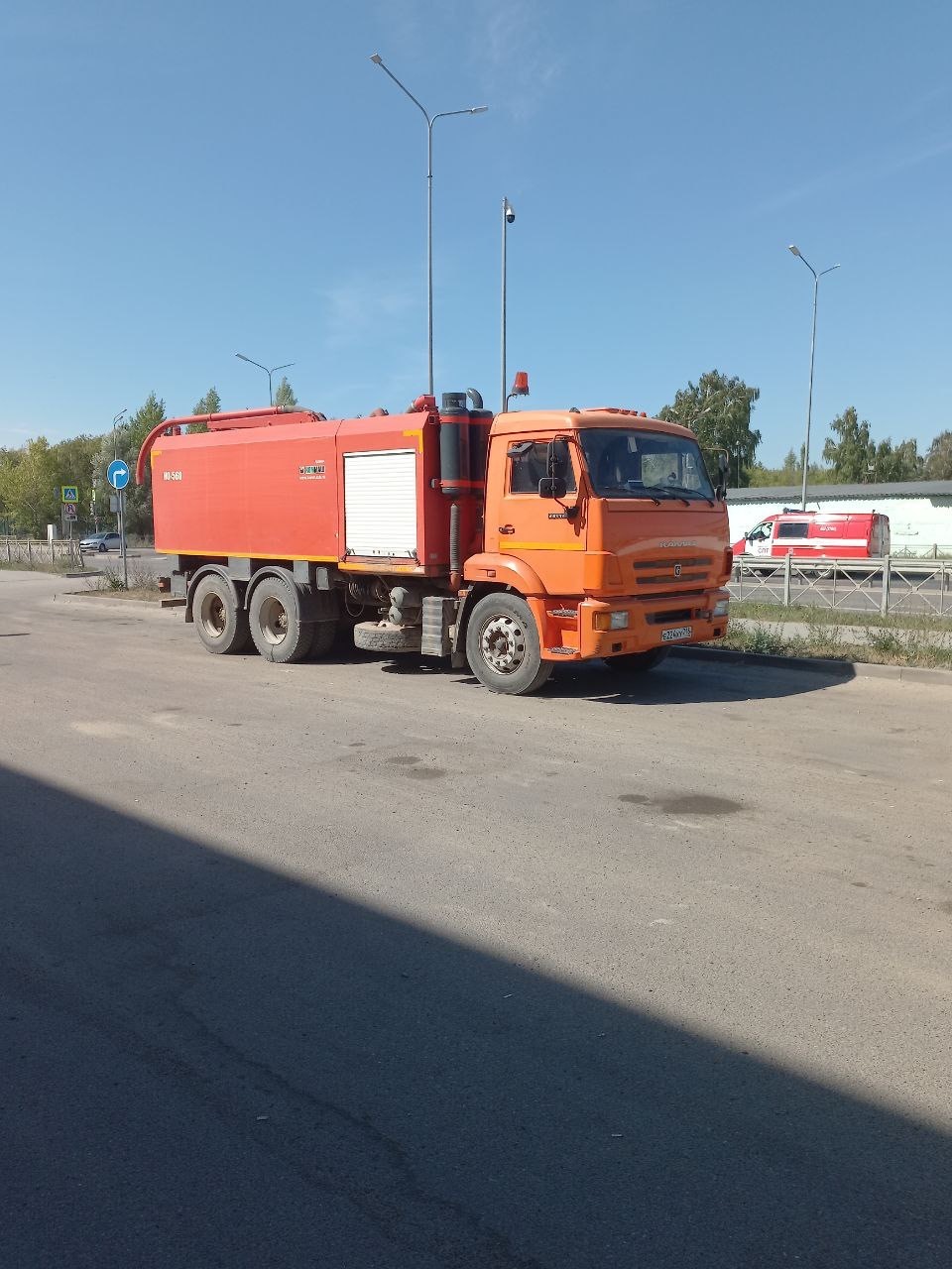 Канал регион Казань,наши услуги: илосос, чистка выгребных ям ...