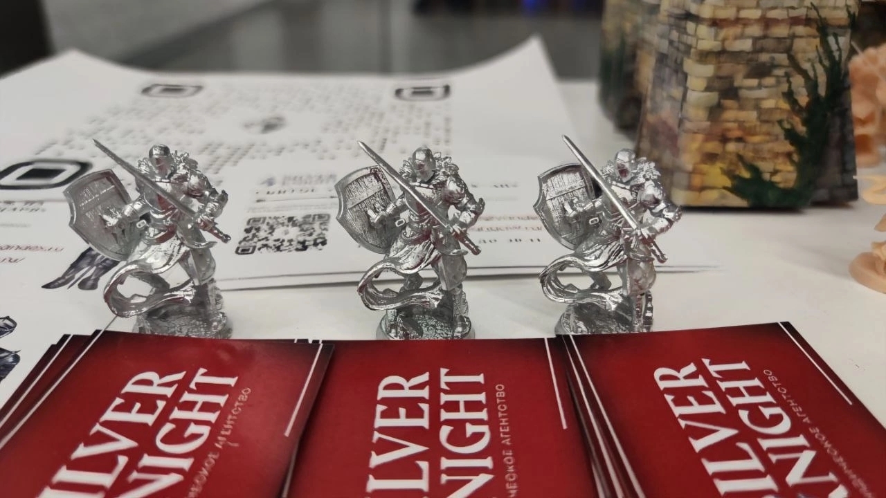 Миниатюры рыцарей Silver Knight
