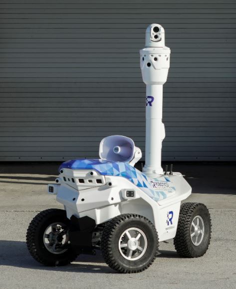 Мобильный робот Трал Патруль T5.3 для охраны периметра и складских территорий