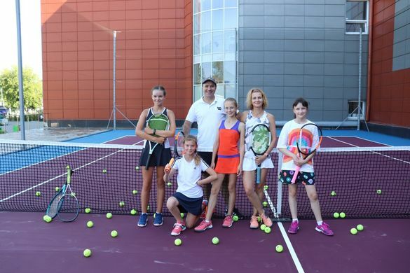 Спортивный комплекс салют. ФСК салют Долгопрудный. Теннисные корты Долгопрудный. Большой теннис Долгопрудный. Спорткомплекс салют Долгопрудный.